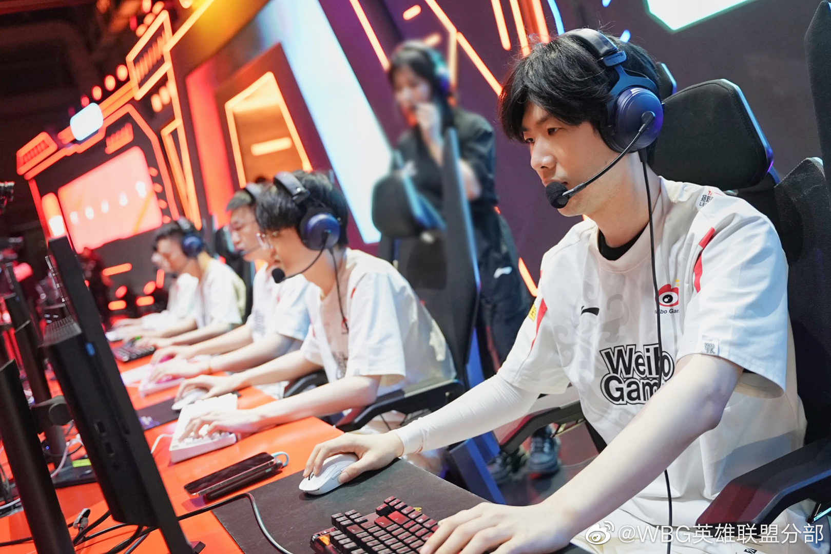 SHR血洗FNC，Elk拿下关键大龙焦点之战半决赛，锁定晋级资格