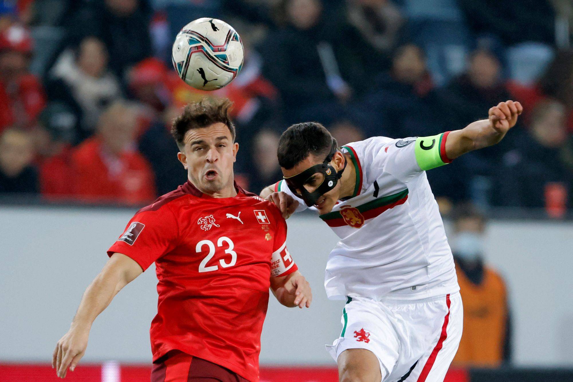 瑞士队在欧洲杯预选赛中展现出色，士气大振