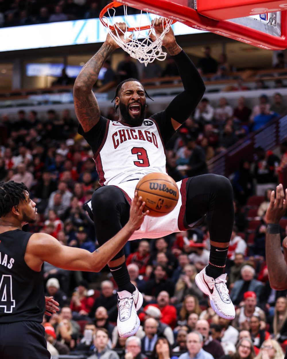 开云体育入口-篮网惨败活塞，拉文贡献全队最高分，掌声雷动的简单介绍