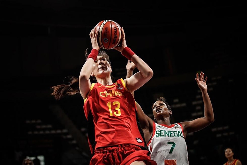 沙尔克攻守兼备,战胜强敌跻身前列,引发热议 沙尔克攻守兼备,战胜强敌跻身前列,引发热议